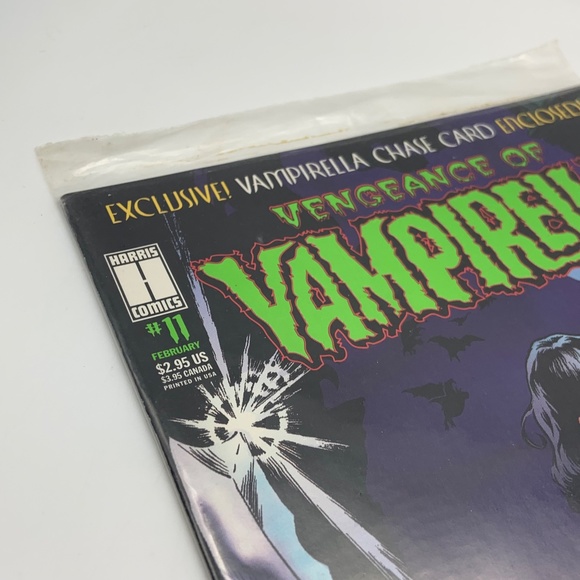 Vintage 1995 Vengeance of Vampirella Comic Book Sealed with Card - Picture 3 of 7